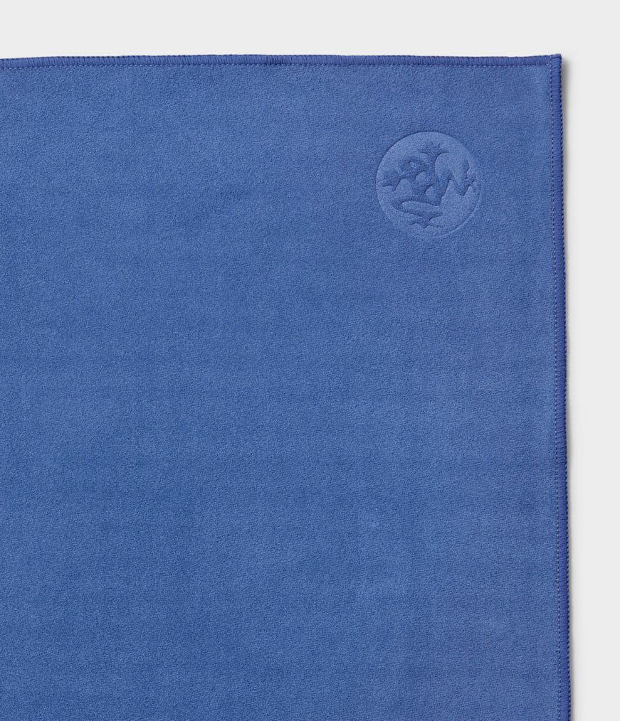 eQua Hand Towel